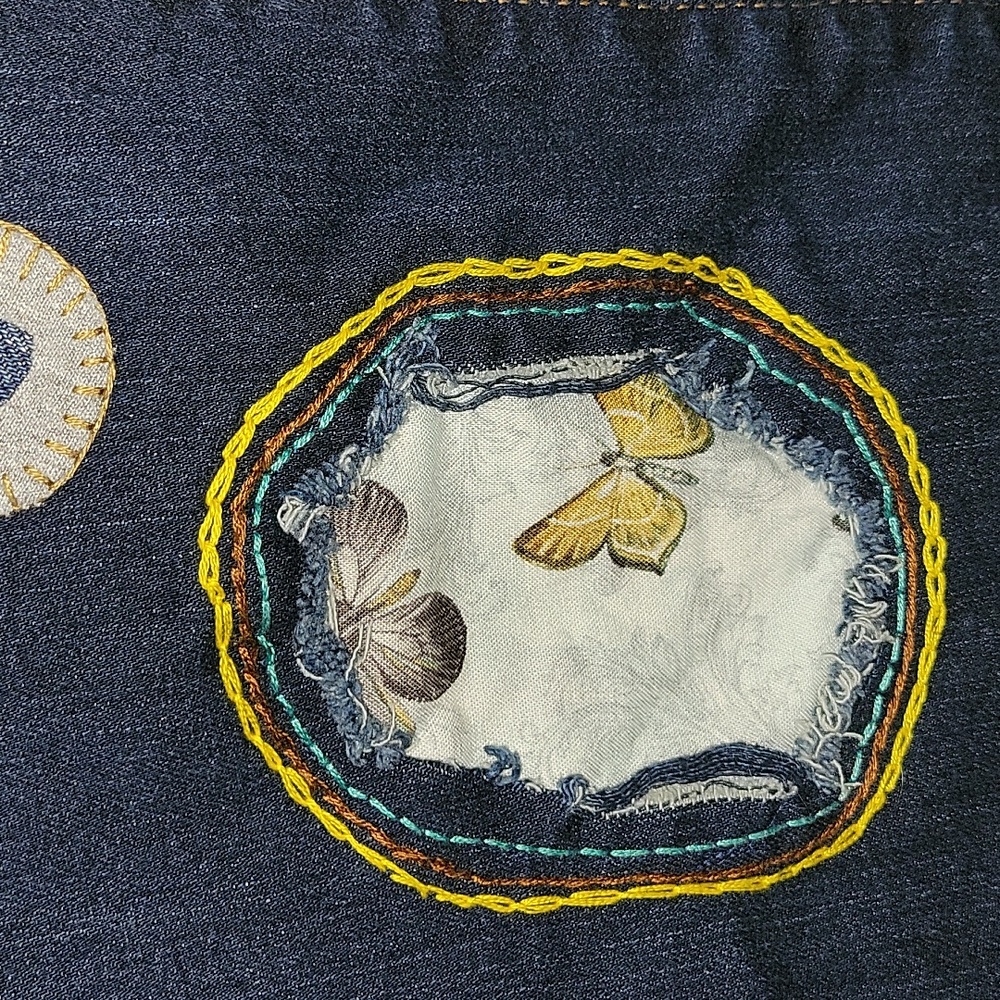 Upcycled Molly Made It floral applique & embroidery blue jeans - Picture 10 of 17